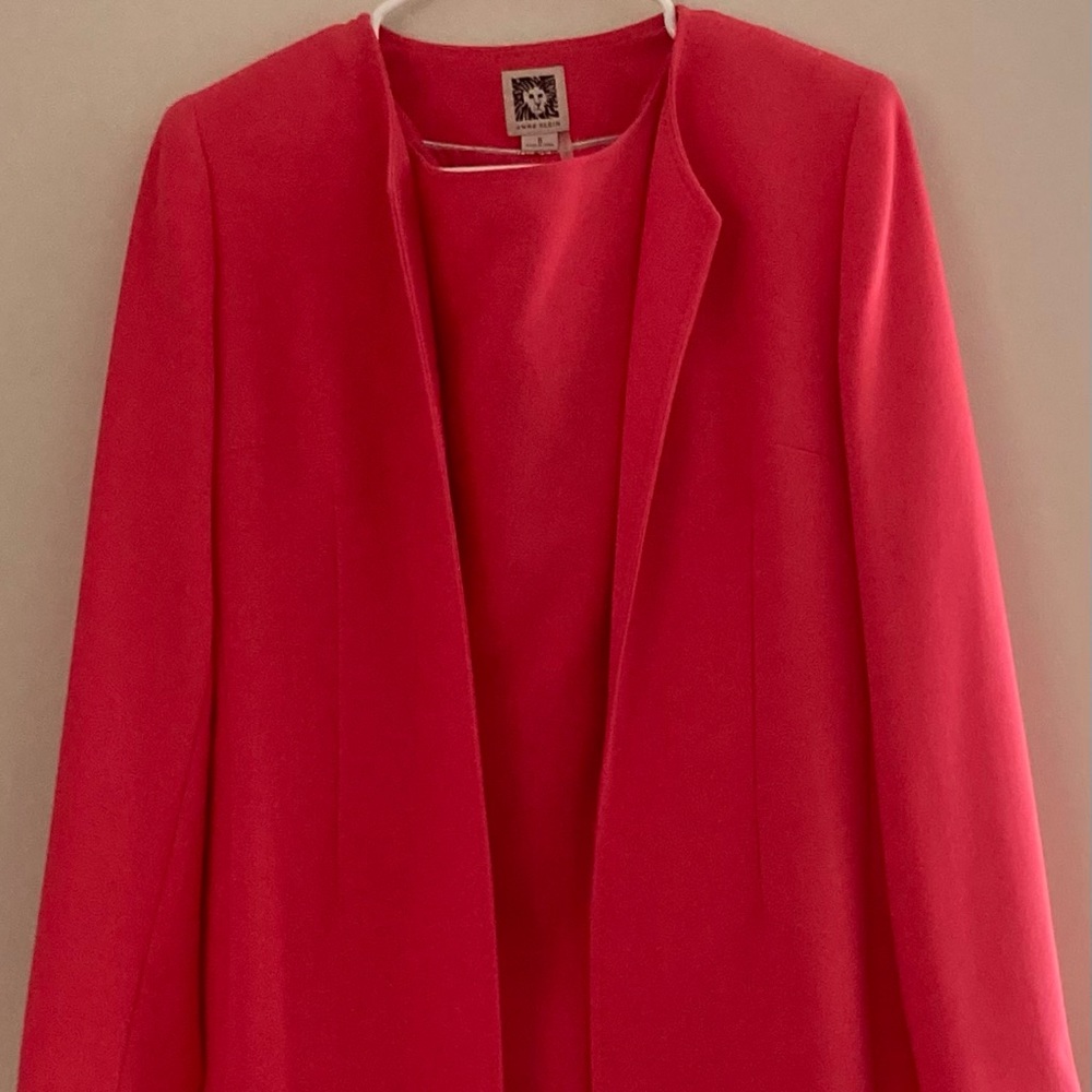 Fully Lined Anne Klein Matching Coat and Dress Size 8